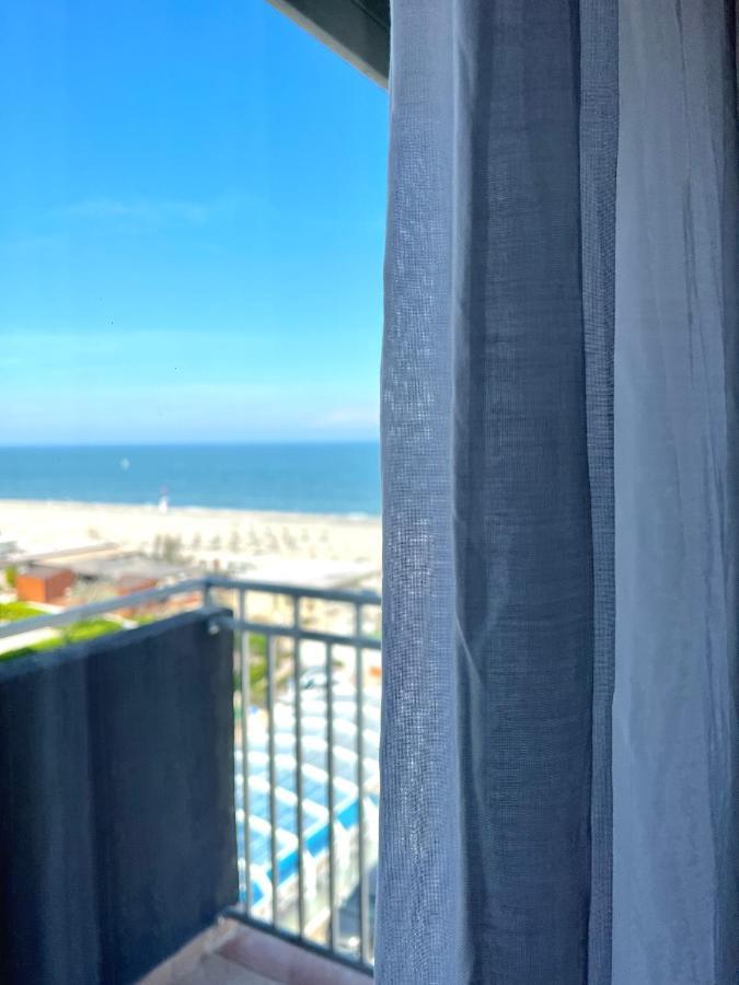 Hotel B&B Montecarlo Милано Мартима Екстериор снимка
