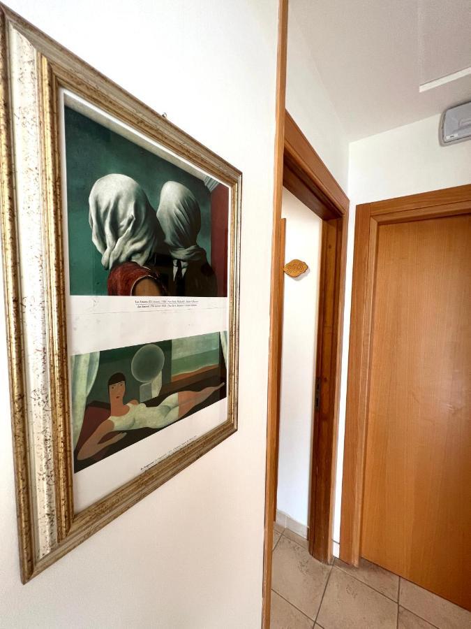 Hotel B&B Montecarlo Милано Мартима Екстериор снимка